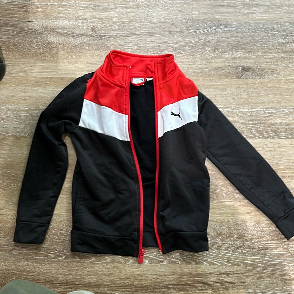 NWOT kids puma size 6 sports jacket zip up